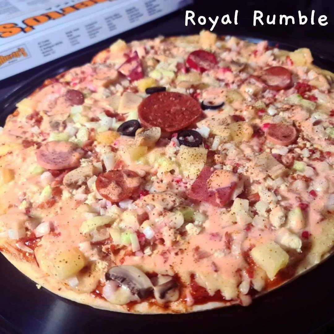 Royal Rumble (with Pork) - Alberto's Pizza Tibanga